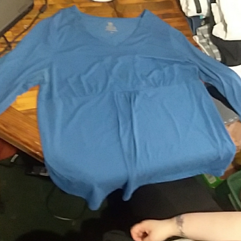 🎉 5 for 20 🎉 Maternity shirt